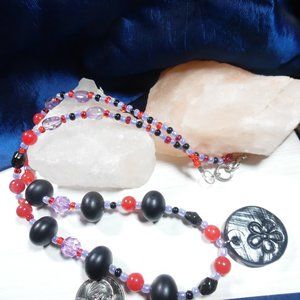 BLACK AND RED 24'' NECKLACE NEW